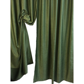 Set draperie Dark Emerald 250x245x2 cu rejansa by Liz Line - DP5325 Set draperie Dark Emerald 250x245x2 cu rejansa by Liz Line - DP5325