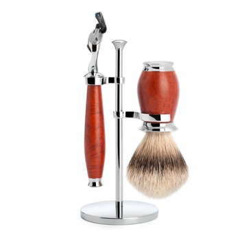 Set de barbierit cu aparat de ras compatibil Gillette Fusion si pamatuf Silvertip Badger cu par de bursuc si maner din lemn de briar S 091 H 59 F Set de barbierit cu aparat de ras compatibil Gillette Fusion si pamatuf Silvertip Badger cu par de bursuc si maner din lemn de briar S 091 H 59 F