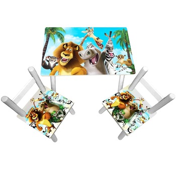 Masuta copii cu 2 scaunele Zoo Madagascar, MDF si lemn Masuta copii cu 2 scaunele Zoo Madagascar, MDF si lemn