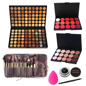 Kit trusa machiaj complet cu farduri 120 culori, rujuri, concealer, 15 pensule Kit trusa machiaj complet cu farduri 120 culori, rujuri, concealer, 15 pensule