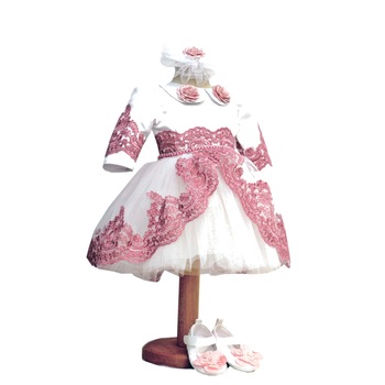 Set Rochita Botez Lempika Bebe Maribel, 3 piese, Bentita, Botosi, 3-6luni Set Rochita Botez Lempika Bebe Maribel, 3 piese, Bentita, Botosi, 3-6luni