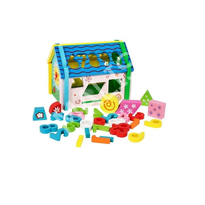 Casuta din lemn IDL, Raza Mea De Soare, 30 de piese: diferite figurine geometrice si cifre, care ajuta la dezvoltarea coordonarii mana-ochi, a imaginatiei si sporeste simtul de observatie a celor mici, Multicolora