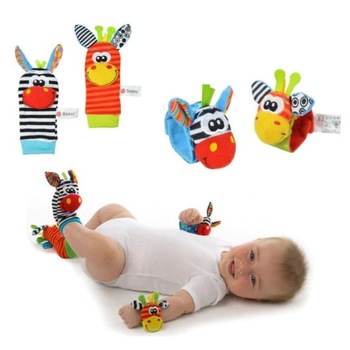 Set 4 zornaitori DCH, pentru bebelusi, bratari si sosetute Set 4 zornaitori DCH, pentru bebelusi, bratari si sosetute