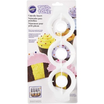 Forma pentru coacere cu diferite culori Wilton Forma pentru coacere cu diferite culori Wilton