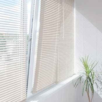 Jaluzea orizontale material pvc, albe 65 cm x 110 cm Jaluzea orizontale material pvc, albe 65 cm x 110 cm