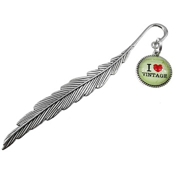 Semn de carte I Love Vintage, GlamBazaar, 11.5 cm x 1.4 cm, Verde, tip semn de carte metalic Semn de carte I Love Vintage, GlamBazaar, 11.5 cm x 1.4 cm, Verde, tip semn de carte metalic