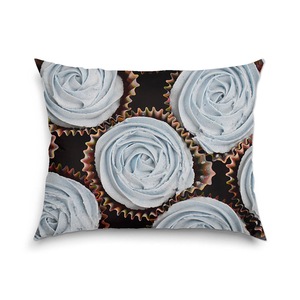 Perna Decorativa Art Factory Culinar Prajitura Cu Crema De Vanilie Decoratiuni Pentru Casa 40 X 52 Cm Emag Ro