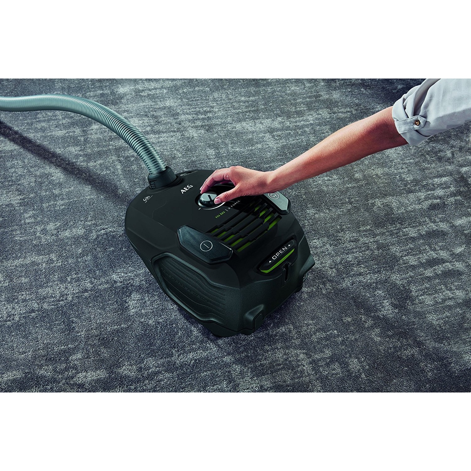Aspirator AEG VX6-1-Oko, 3.5 l, 750W, 80 db, Negru