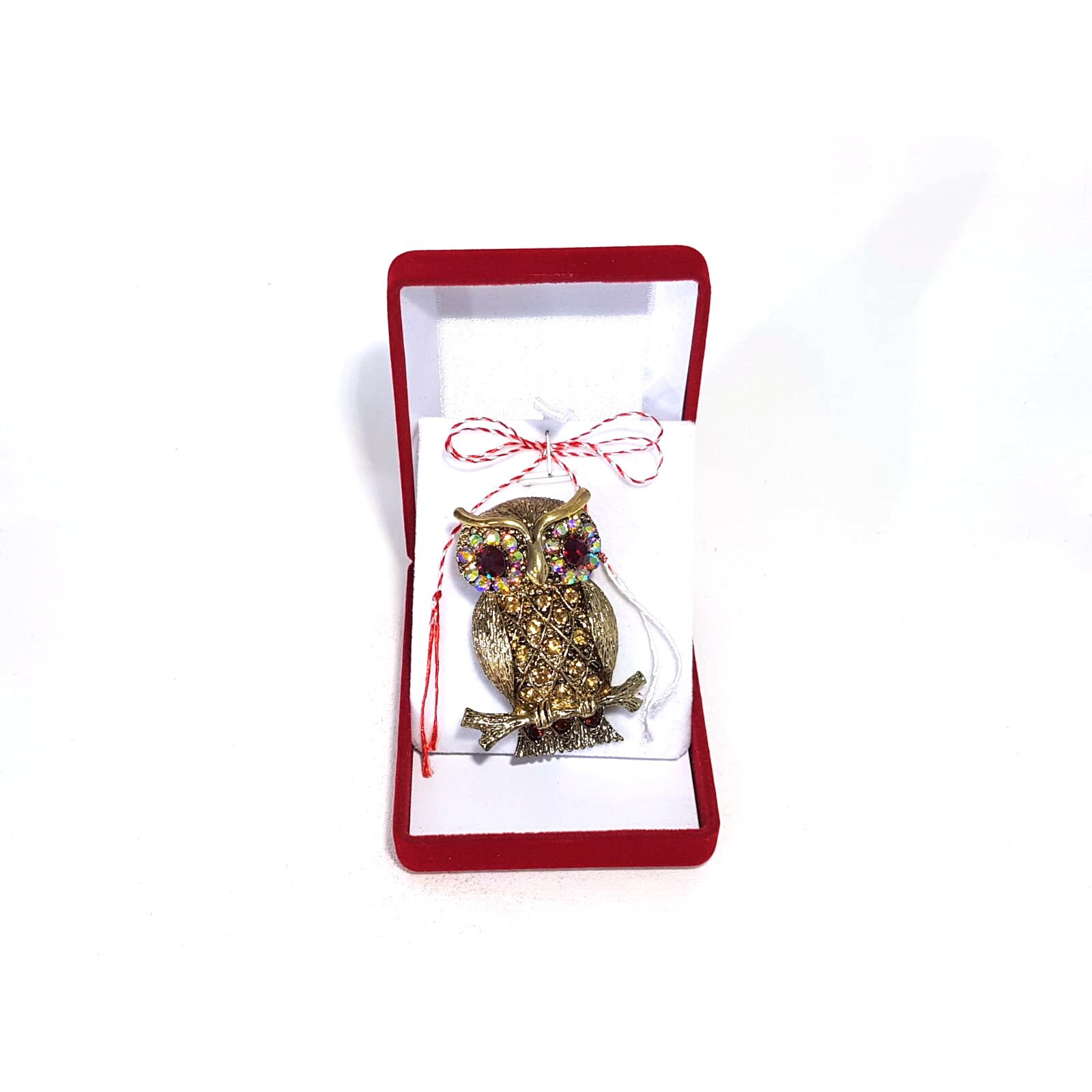 Martisor tip brosa Bufnita aurie cu perle in cutie de catifea