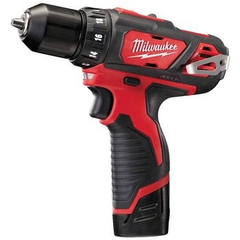 Masina de gaurit si insurubat (bormasina) sub-compacta pe acumulator Milwaukee M12 BDD-202C, 12 V, 30 Nm, 1500 RPM, 2 acumulatori, incarcator Masina de gaurit si insurubat (bormasina) sub-compacta pe acumulator Milwaukee M12 BDD-202C, 12 V, 30 Nm, 1500 RPM, 2 acumulatori, incarcator