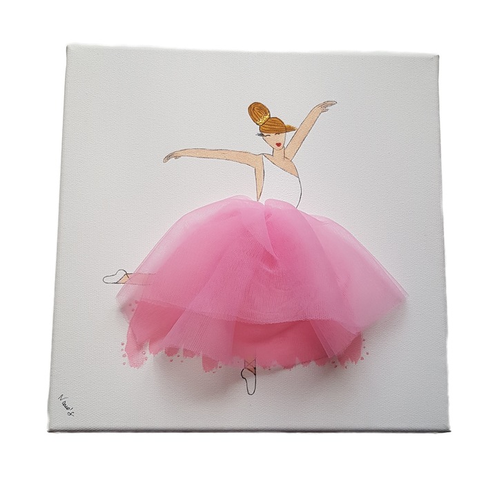 Tablou 3D, model printesa balerina cu fusta pictata roz si cu tulle, 25x25 cm