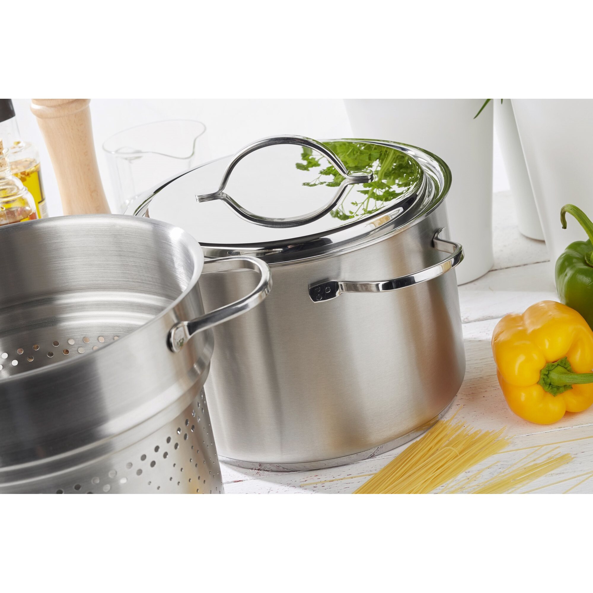 Vas sita pentru paste 24 cm - Demeyere - eMAG.ro