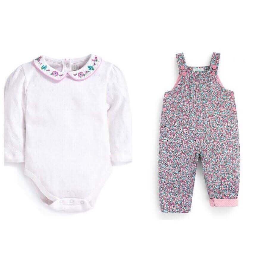 Pachet Promotional : Salopeta Pretty Ditsy Jojo Maman Bebe + Body Peter Pan Jojo Maman Bebe