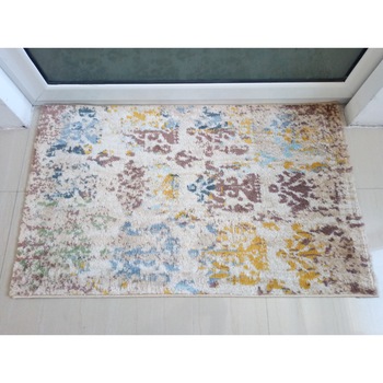 Covor bucatarie Silver 1513A.78, 50x80cm, polipropilena 100%, inaltime plus 5mm, model bej/cream Covor bucatarie Silver 1513A.78, 50x80cm, polipropilena 100%, inaltime plus 5mm, model bej/cream