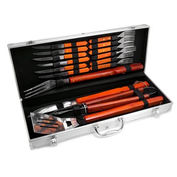 Set 16 unelte pentru gratar, barbeque + geanta aluminiu eleganta Set 16 unelte pentru gratar, barbeque + geanta aluminiu eleganta