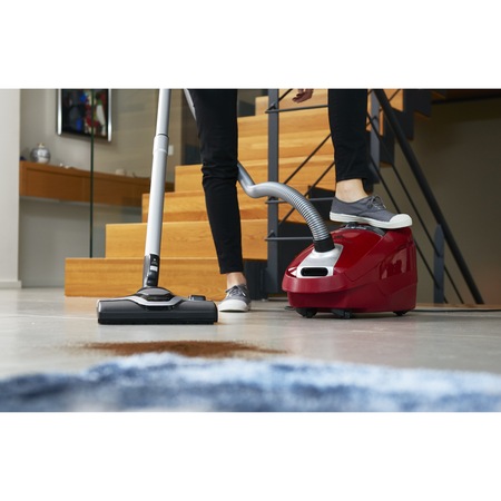 Aspirator cu sac Rowenta Silence Force Home & Car Pro RO7783EA, 450W, Clasa A+ , 4.5l, Tehnologia Efitech, Sac Hygiene+, Rosu