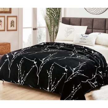 Patura Cocolino pentru 2 persoane, negru cu model, 200X230cm GR7 Patura Cocolino pentru 2 persoane, negru cu model, 200X230cm GR7