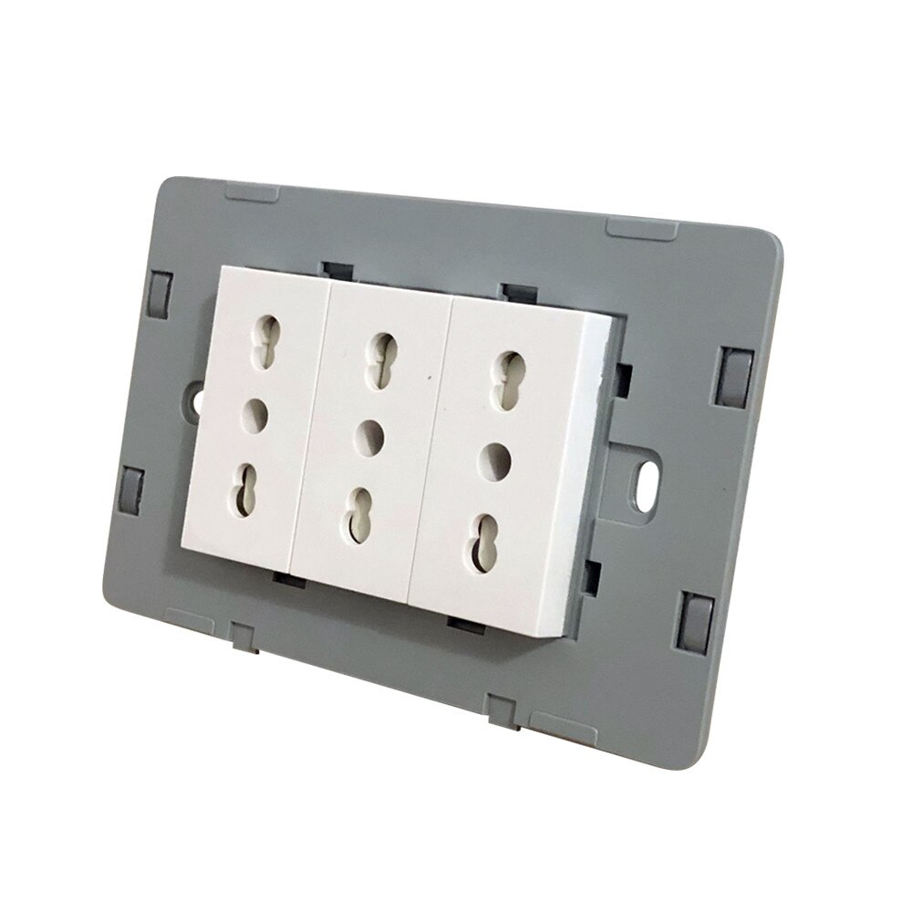 Modul priza tripla LIVOLO standard italian, Alb