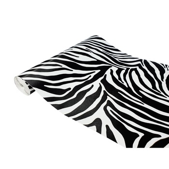 Folie PVC autoadeziva pentru mobilier Gekkofix Zebra W28, Alb/Negru, 90x50 cm Folie PVC autoadeziva pentru mobilier Gekkofix Zebra W28, Alb/Negru, 90x50 cm