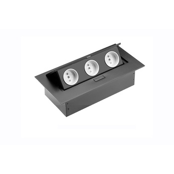 Priza GTV incorporabila in blat dreptunghiulara tripla neagra 265x130 mm Priza GTV incorporabila in blat dreptunghiulara tripla neagra 265x130 mm