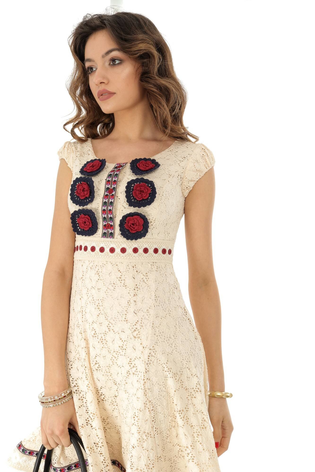 Rochie scurta, crem, cu flori rosii, ROH , XL