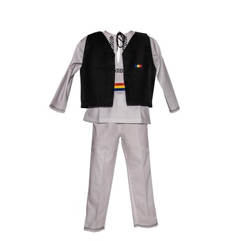 Costum popular baieti ,Marius , 4 piese, alb, marimea 104 Costum popular baieti ,Marius , 4 piese, alb, marimea 104