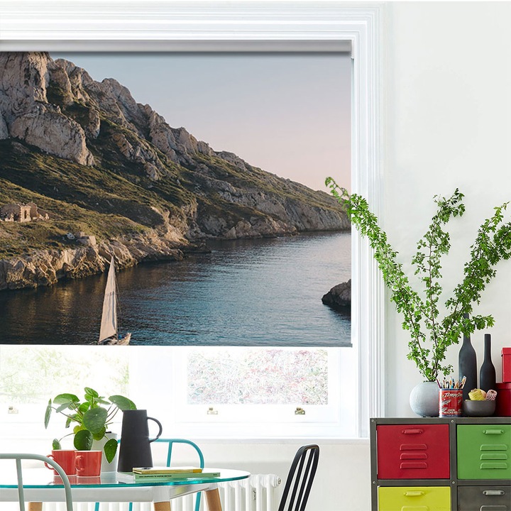 Rolete Art Shade Multicolore tip Jaluzele cu Rulou si sistem inclus Peisaje Barca pe apa Decoratiuni, Latime 45 cm x Inaltime 190 cm