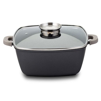 Oala patrata - vas pentru cuptor, Nava  Oala patrata - vas pentru cuptor, Nava