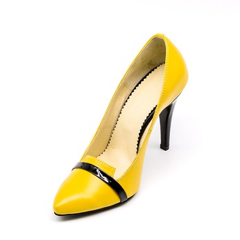 Pantofi stiletto, TUNGUS,piele naturala galben si negru lac,toc 10 cm Pantofi stiletto, TUNGUS,piele naturala galben si negru lac,toc 10 cm