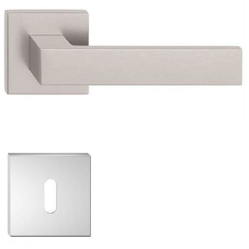 Manere usi model CUBE crom satin cu rozeta cheie Manere usi model CUBE crom satin cu rozeta cheie