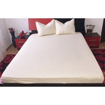 Cearceaf cu elastec cu 2 fete perna crem 160/200 Cearceaf cu elastec cu 2 fete perna crem 160/200