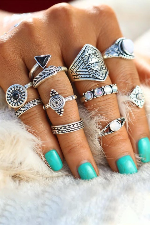 Set 10 inele midi, model floral geometric, cristale multicolore si margele, Argintiu