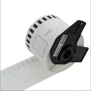 Eticheta Brother DK22205 compatibila, 62mm x 30.48mm, suport de plastic inclus, modul continuu hartie Eticheta Brother DK22205 compatibila, 62mm x 30.48mm, suport de plastic inclus, modul continuu hartie