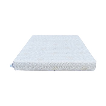 Saltea Ortopedica Dolce Dormire Silver Pure Relax 19cm, 120x200x19cm, Spuma poliuretanica, Reversibila, Husa detasabila, lavabila, matlasata, Fir cu Ioni de Argint, tratata antiacarieni, antibacterian, hipoalergenic, Fermitate medie Saltea Ortopedica Dolce Dormire Silver Pure Relax 19cm, 120x200x19cm, Spuma poliuretanica, Reversibila, Husa detasabila, lavabila, matlasata, Fir cu Ioni de Argint, tratata antiacarieni, antibacterian, hipoalergenic, Fermitate medie