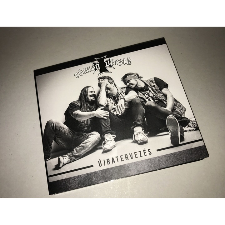 Rómeó Vérzik - Újratervezés (CD) - Dedikált!