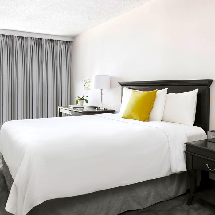 Lenjerie Pat Hotel, Bumbac Alb Mercerizat, PolicottoneX 200x220 / 50x70, Brand Dormisete, 4 piese, pat 2 persoane