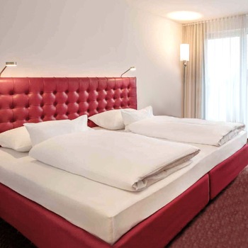 Lenjerie Pat Hotel, Bumbac Alb Mercerizat, Hotel Chandy 180x215 / 50x70, Brand Dormisete, 4 piese, pat 2 persoane Lenjerie Pat Hotel, Bumbac Alb Mercerizat, Hotel Chandy 180x215 / 50x70, Brand Dormisete, 4 piese, pat 2 persoane