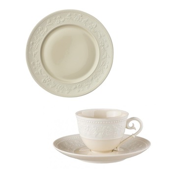 Set 3 piese (ceasca cu farfurie cafea + farfurie desert) GEORGIA IVOIRE - J.L.Coquet Set 3 piese (ceasca cu farfurie cafea + farfurie desert) GEORGIA IVOIRE - J.L.Coquet