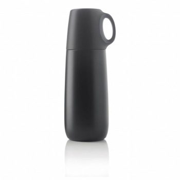 Termos 600 ml, perete dublu, cu maner, XD by AleXer, BP, otel inoxidabil, pp, negru, breloc inclus din piele ecologica si metal Termos 600 ml, perete dublu, cu maner, XD by AleXer, BP, otel inoxidabil, pp, negru, breloc inclus din piele ecologica si metal