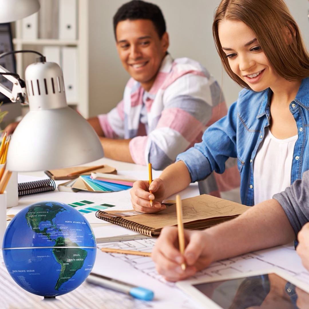 Glob pamantesc rotativ cu baterie