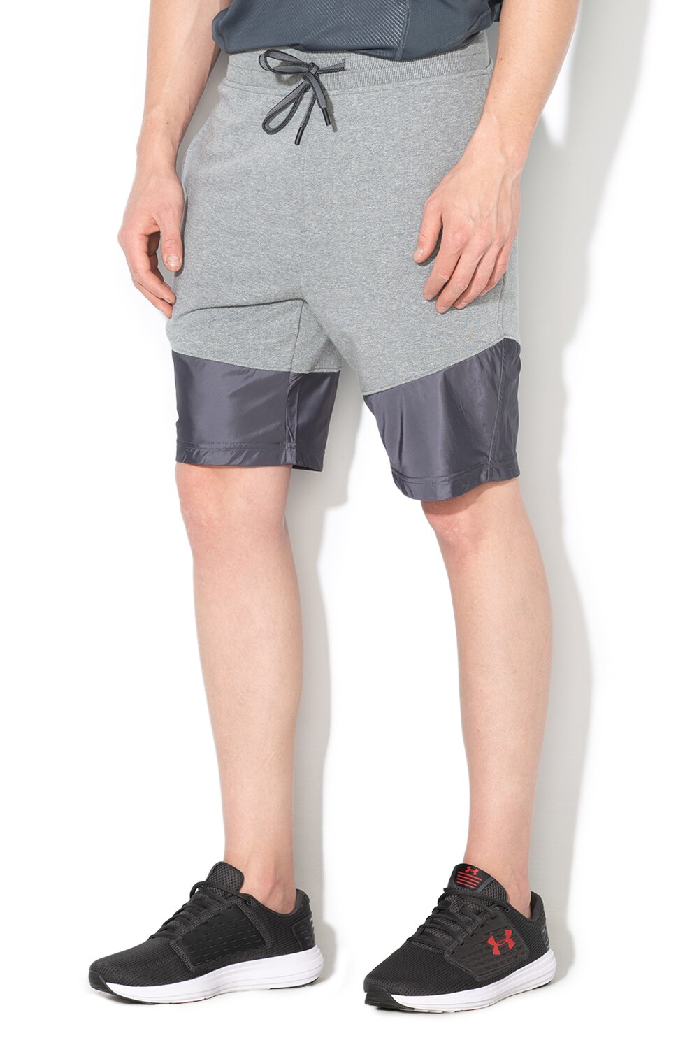 Under Armour, Bermude din material terry cu snur, pentru antrenament Threadbone, Gri melange