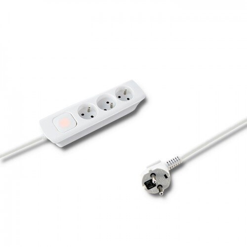 Prelungitor cu cablu si protectie si comutator , Qoltec , 3 prize , 1.4 m , alb