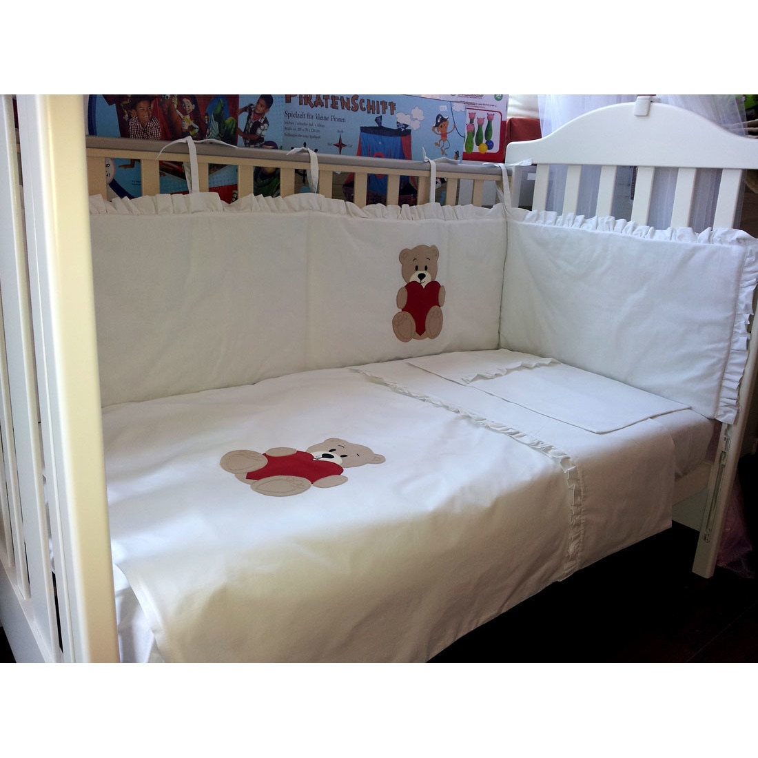 Lenjerie brodata Ursuletul Teddy 4 piese 60 x 120 cm