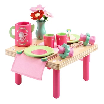 Set de luat masa pentru copii Djeco, lemn Set de luat masa pentru copii Djeco, lemn