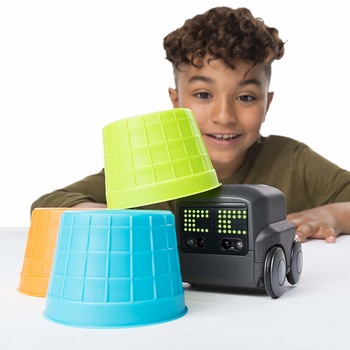 Robot interactiv Boxer®, cu personalitate si emotii, negru Robot interactiv Boxer®, cu personalitate si emotii, negru