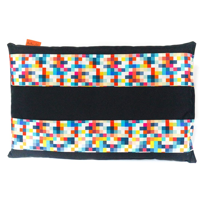 Halkalife párna kutyáknak és macskáknak, 50x30x3 cm, Pixeli
