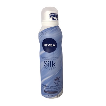 Spuma de dus Nivea Silk creme smooth 200ml Spuma de dus Nivea Silk creme smooth 200ml