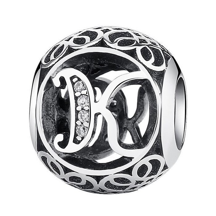 Talisman din argint cu litera K