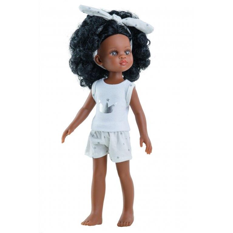 Papusa Nora in pijama alba, Paola Reina