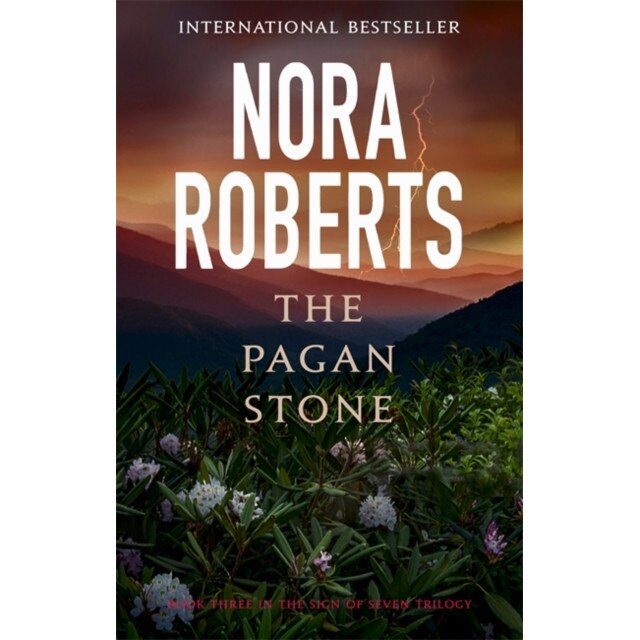 The Pagan Stone de Nora Roberts